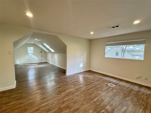 Building Photo - 211 Mill Creek Dr