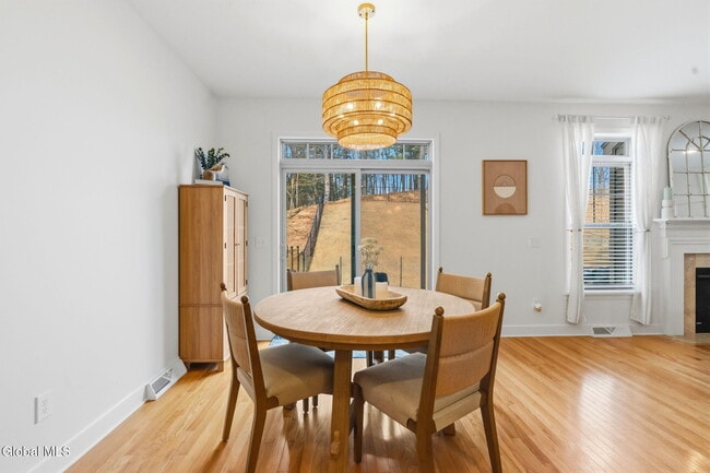 Building Photo - 4B Inglewood Dr