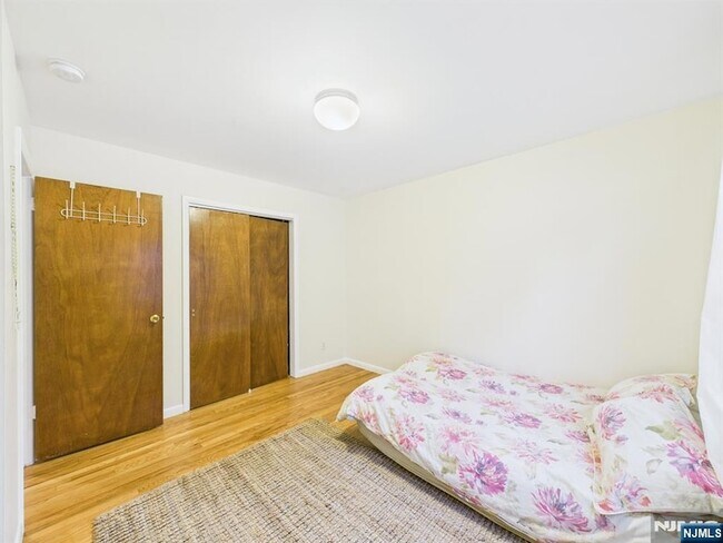 Building Photo - 114 Ackerman Ave