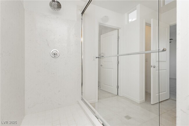 Building Photo - 7977 Mountain Lilac St