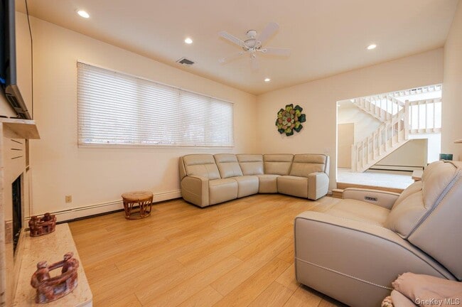 Building Photo - 40 Cayuga Ave