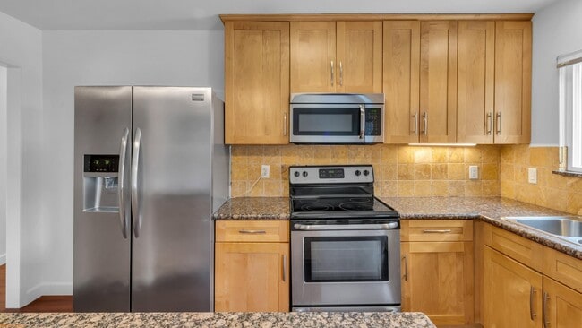 Building Photo - 53635 Avenida Bermudas