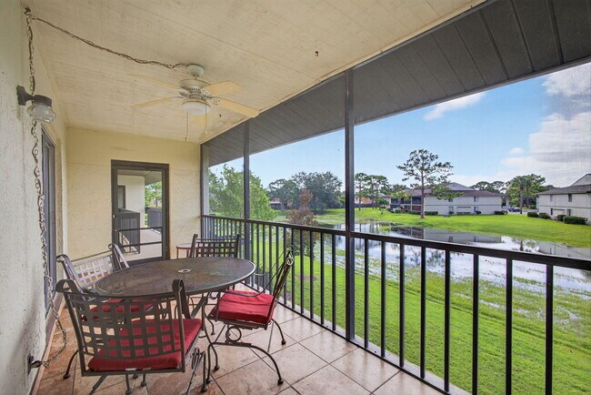 Building Photo - 6485 Chasewood Dr