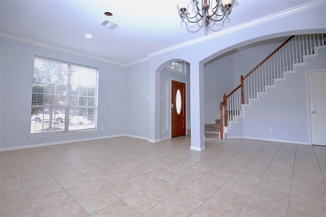 Building Photo - 2002 Singing Hls