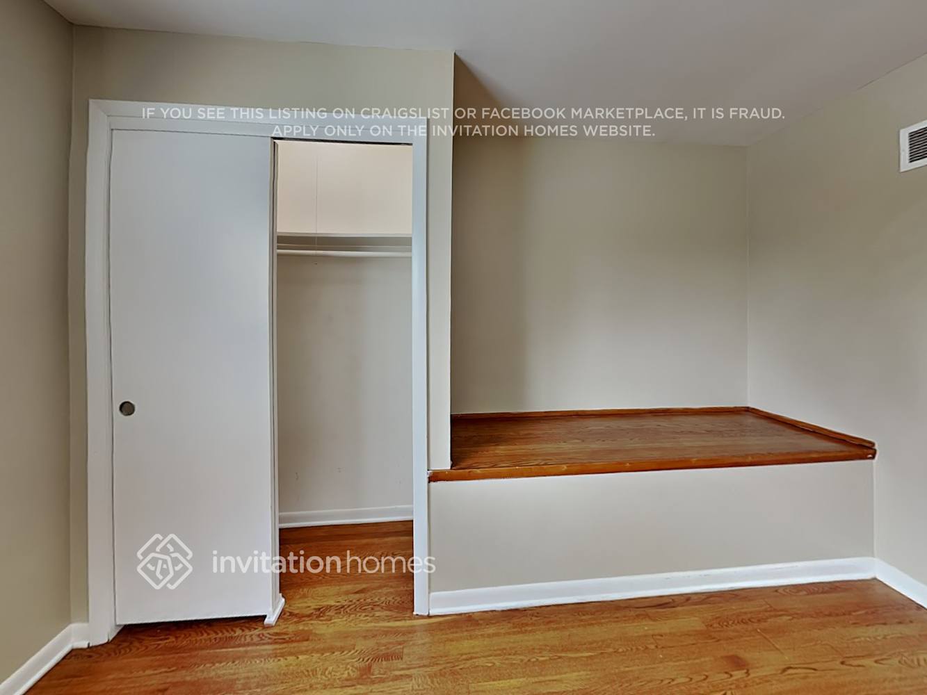 Building Photo - 14723 Menard Ave