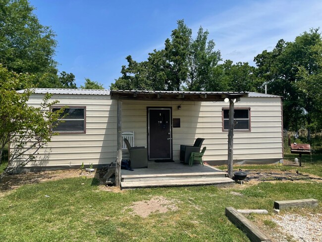 Building Photo - Lazy G RV Park