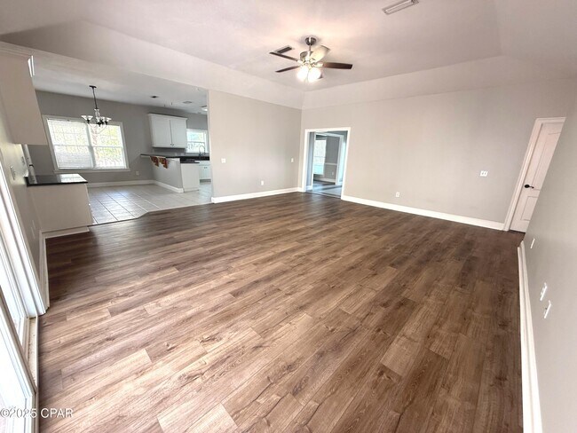 Building Photo - 12207 Lyndell Plantation Dr