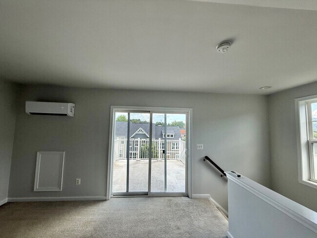 Building Photo - 2617 Avinity Pl