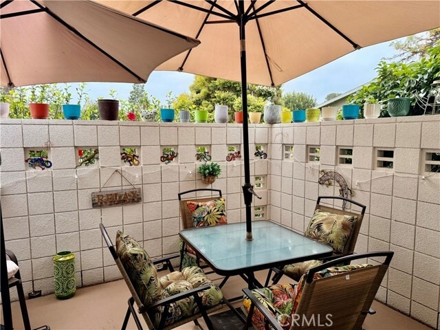 Building Photo - 706 Avenida Sevilla