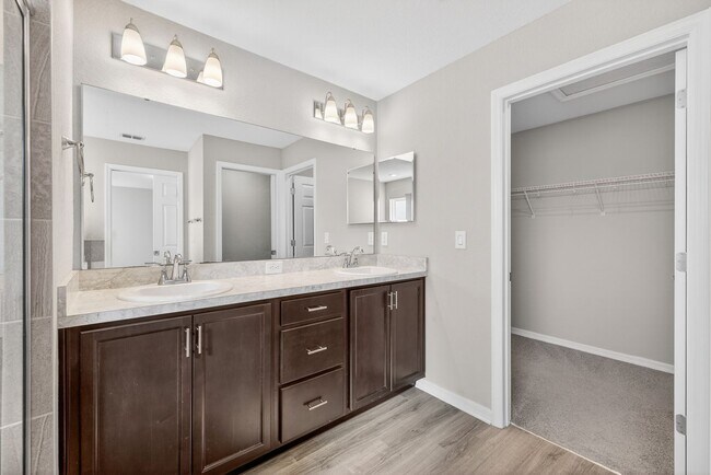 Building Photo - Single-Story 4/2 in Prime Riverview Location