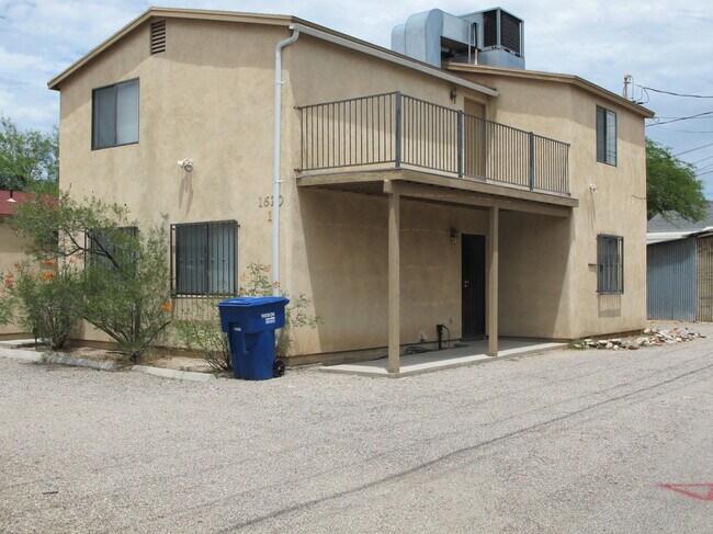 Building Photo - 1620 N Fremont Ave