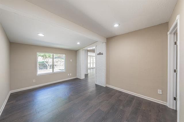 Building Photo - 1034 Tipperary Dr