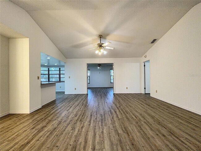 Building Photo - 4181 Glade Rd