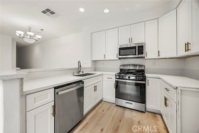 Building Photo - 932 S Country Glen Way