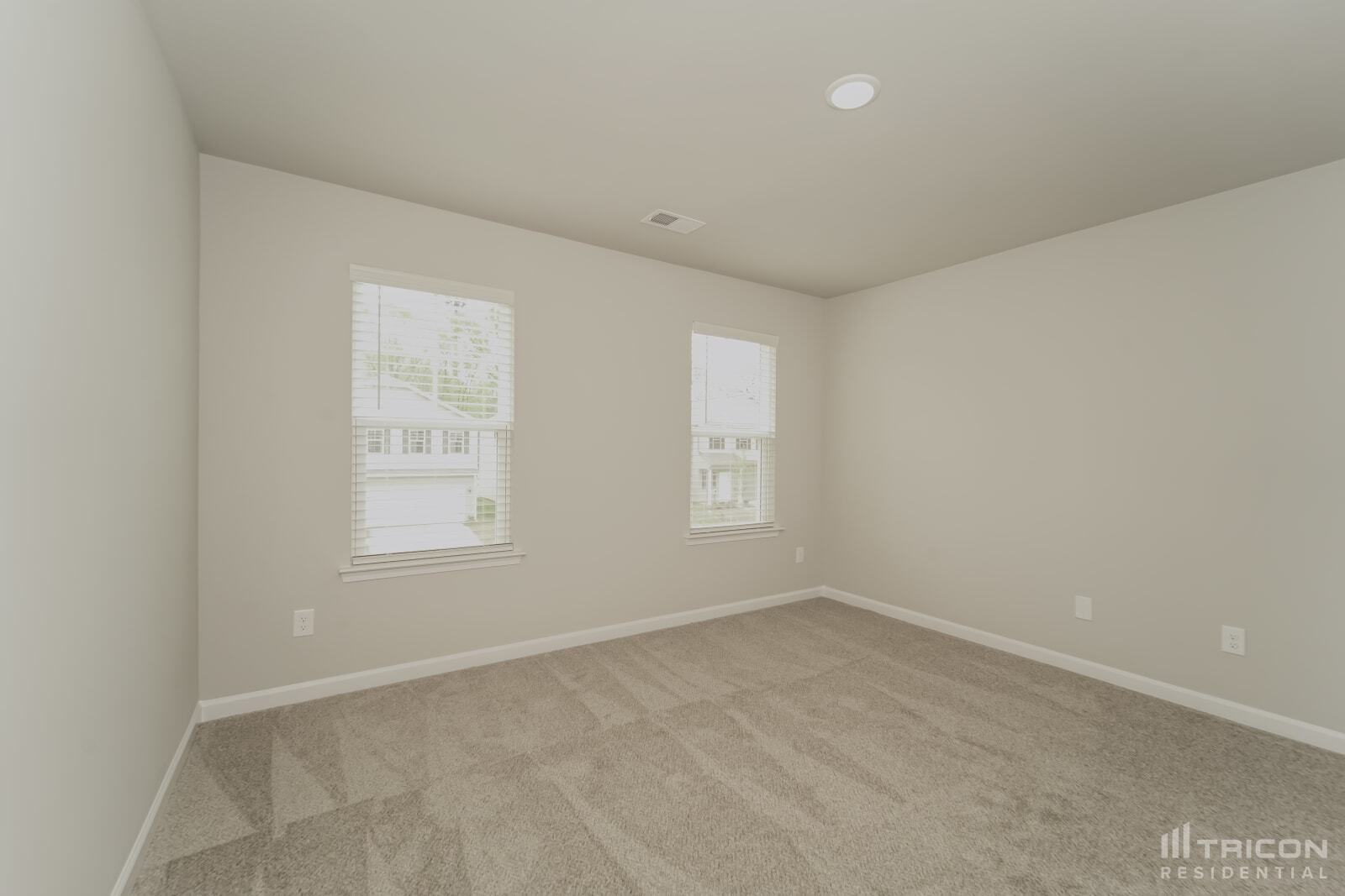 Building Photo - 221 Spring Knoll Dr