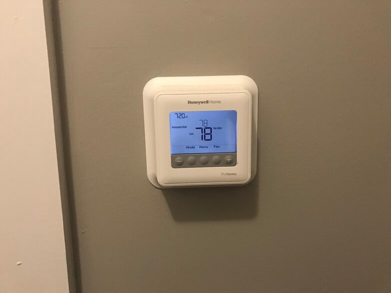 Brand new AC unit - 204 Spring St