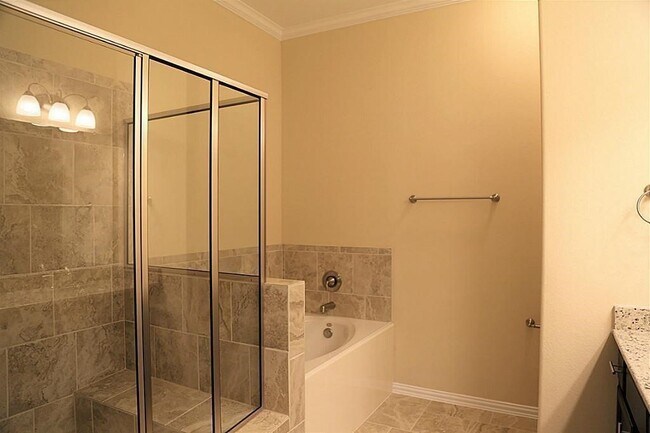 Building Photo - 18427 Weeping Spring Dr