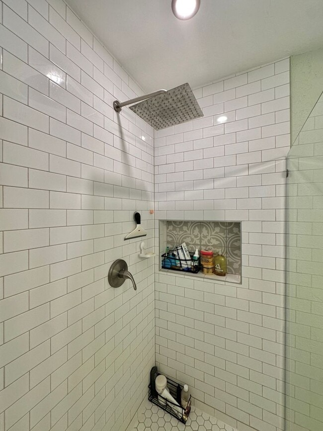 Building Photo - Remodeled