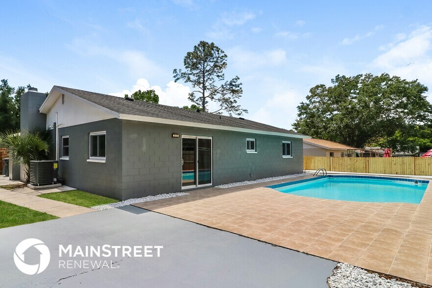 Building Photo - 209 Ravenway Dr