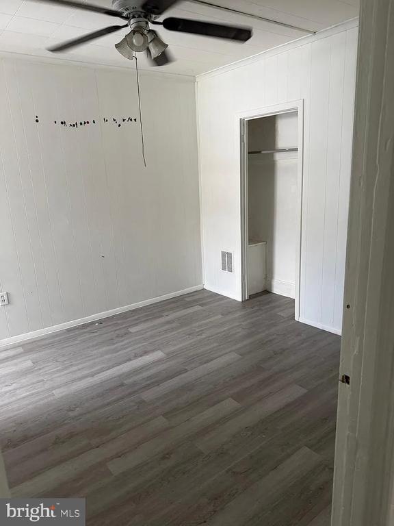 Building Photo - 449 S Mill St