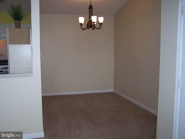 Building Photo - 151 Brookland Terrace