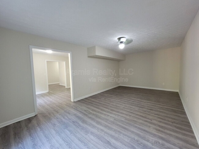 Building Photo - 120 Buddy Blvd