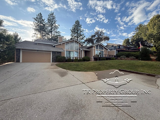 Building Photo - 17574 Patricia Way