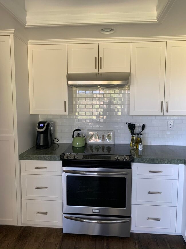 Building Photo - 55578 Southern Hill