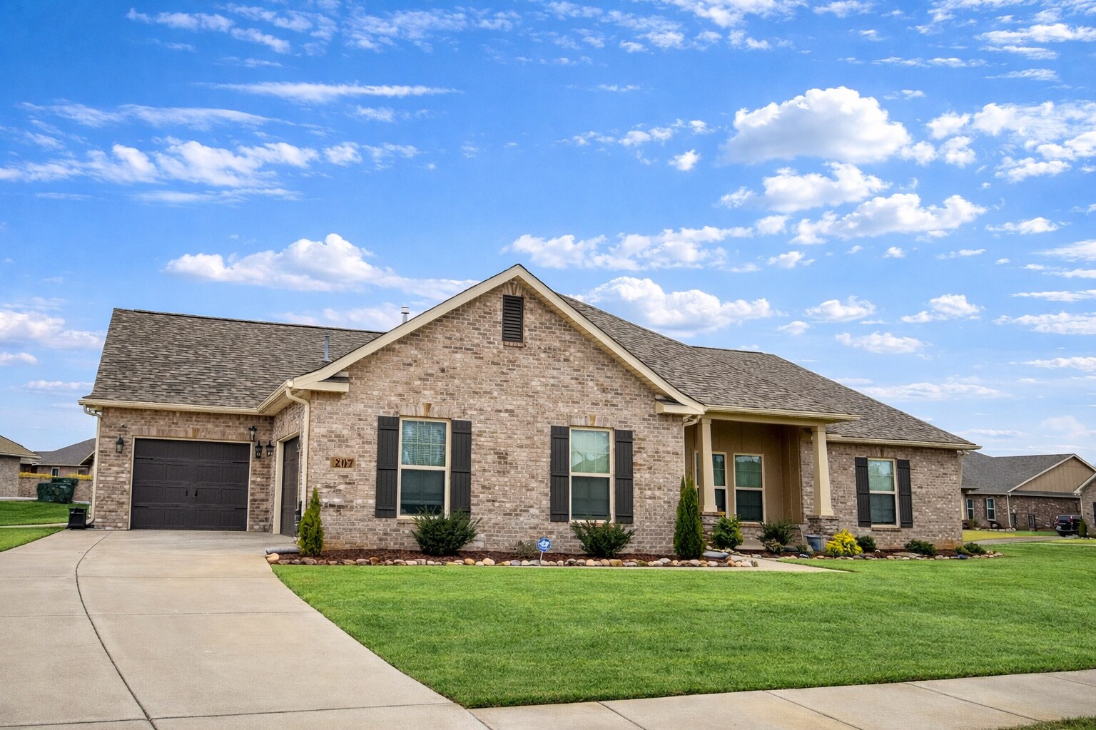 Building Photo - 207 Nellie Faye Ln