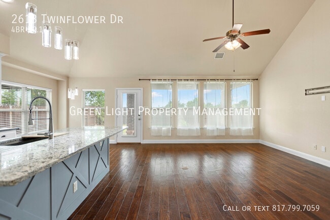 Building Photo - 2613 Twinflower Dr