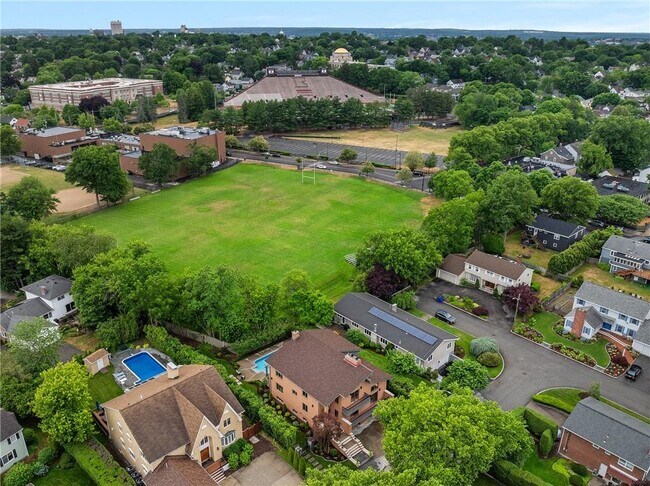 Building Photo - 14 Maxcy Dr
