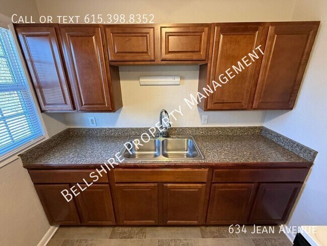 Building Photo - 634 Jean Ave