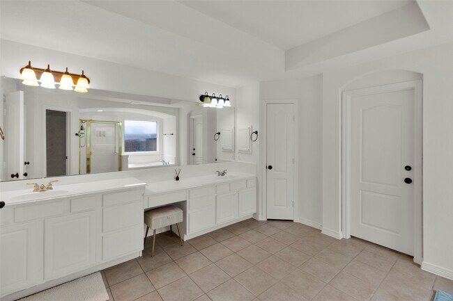 Building Photo - 24823 Haverford Rd