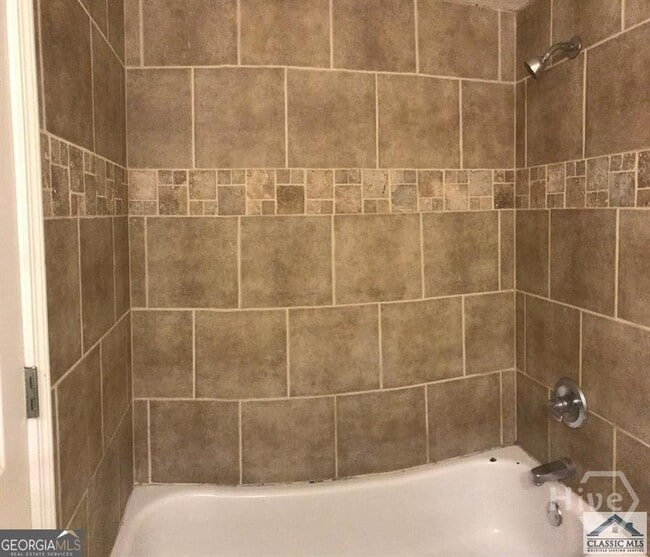 Building Photo - 1055 Baxter St