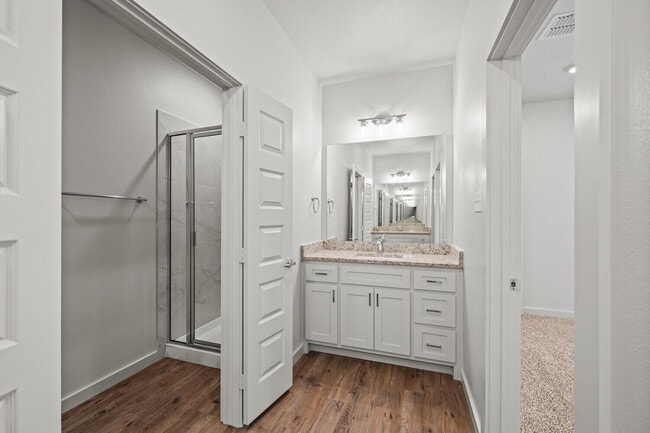 Building Photo - 4104 Trenton Ave