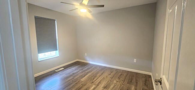 Building Photo - Completed remodeled, unfurnished rental *C...