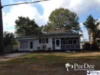 Building Photo - 1709 Pineland Ave