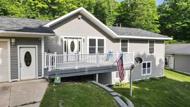 Primary Photo - 2860 Pleasant Valley Ave