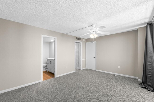 Building Photo - 4200 N Ocean Dr
