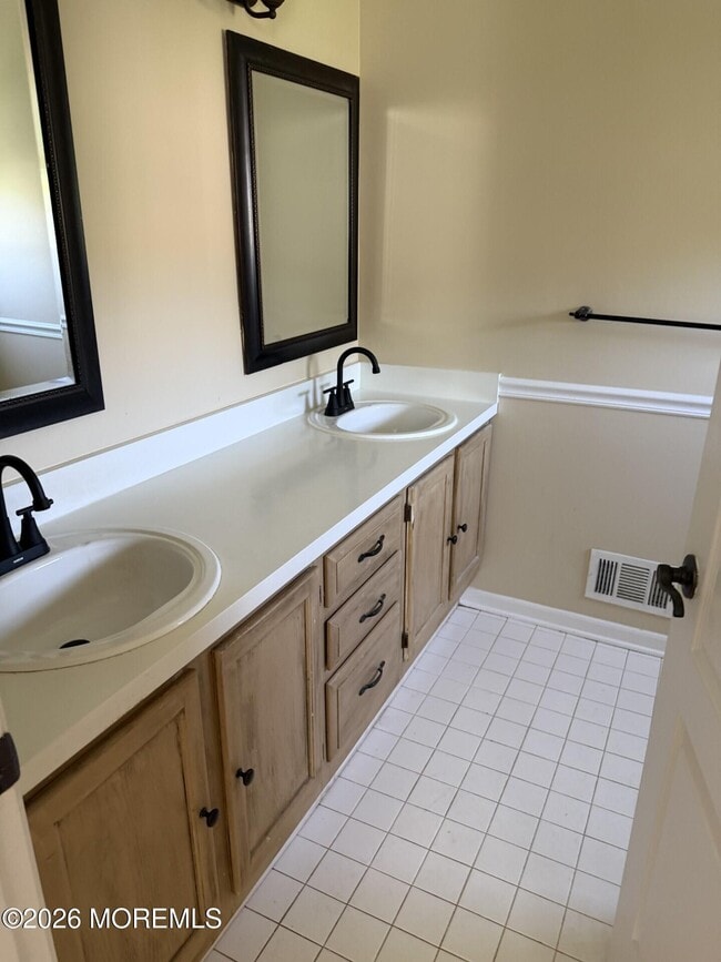 Building Photo - 3904 Plowmans Ct