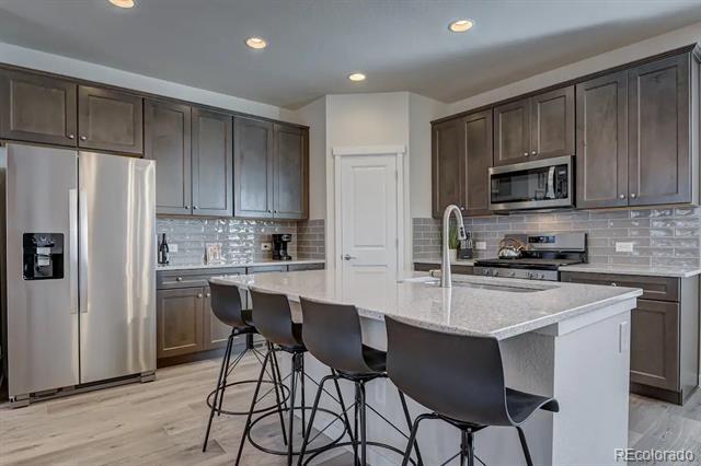 Building Photo - 6039 Abbey Hill Ln