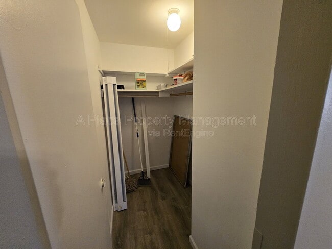 Building Photo - 2625 S Big Bend Blvd