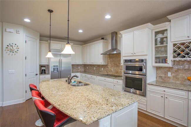 Building Photo - 12071 Uleta Ln