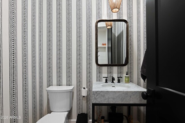 Building Photo - 5309 N 33rd St