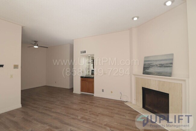Building Photo - 5170 Clairemont Mesa Blvd
