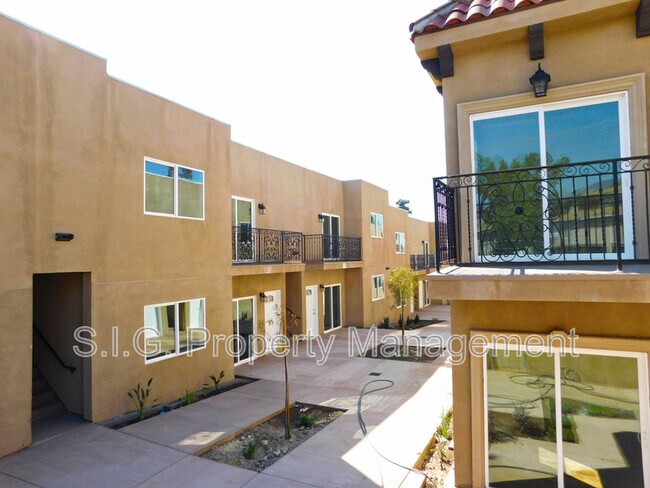 Building Photo - 10215 Tujunga Canyon Blvd