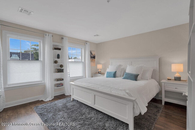 Building Photo - 308 Morris Ave