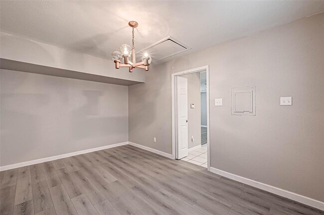Building Photo - 17103 Blackhawk Blvd