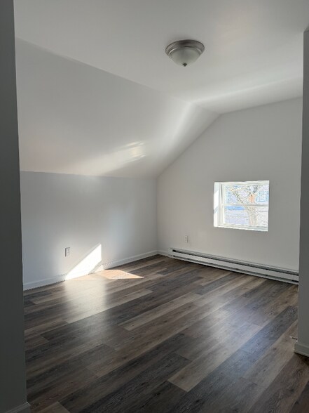 Building Photo - 34 8th St