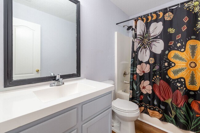 Building Photo - Charming 3 Bedroom, 2 Bath Home in Union C...